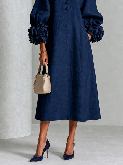 Vestido Midi con Botones de Flores y Mangas Florales Extravagantes