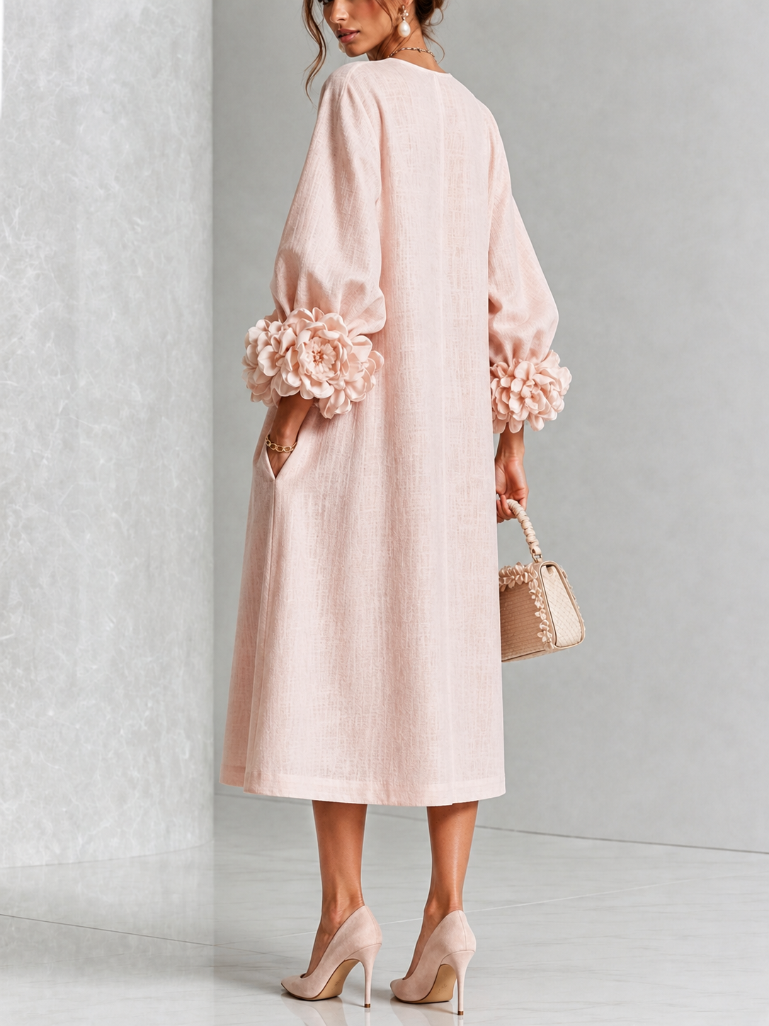 Vestido Midi con Botones de Flores y Mangas Florales Extravagantes