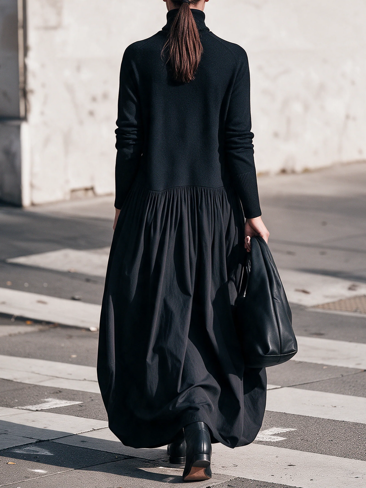 Mari - Vestido Largo con Cuello alto y Bolsillos
